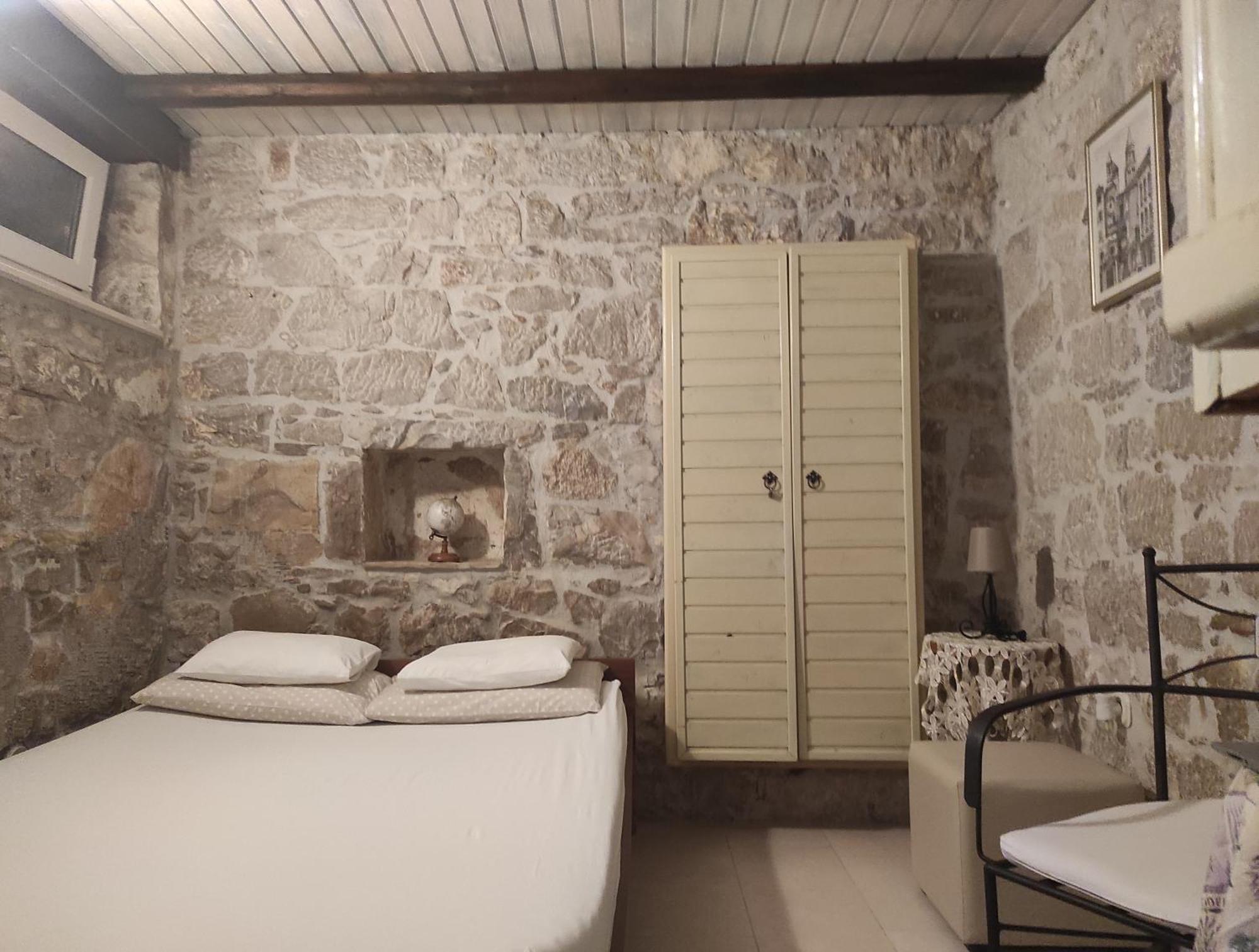 Mirula Pensionat